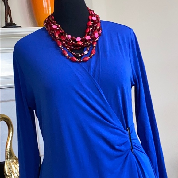 Bold and bright in a London Times dress! - Picture 2 of 12